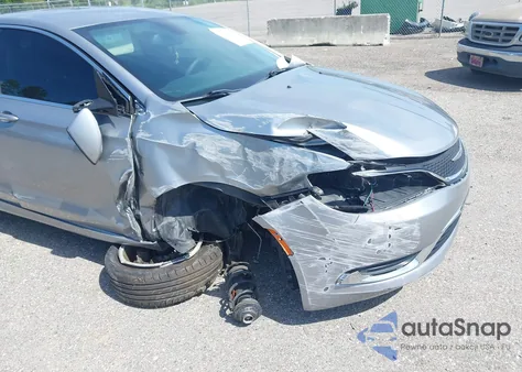 2016 Chrysler 200 Limited z USA, uszkodzony, nr VIN 1C3CCCAB0GN159026